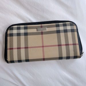 Burberry wallet